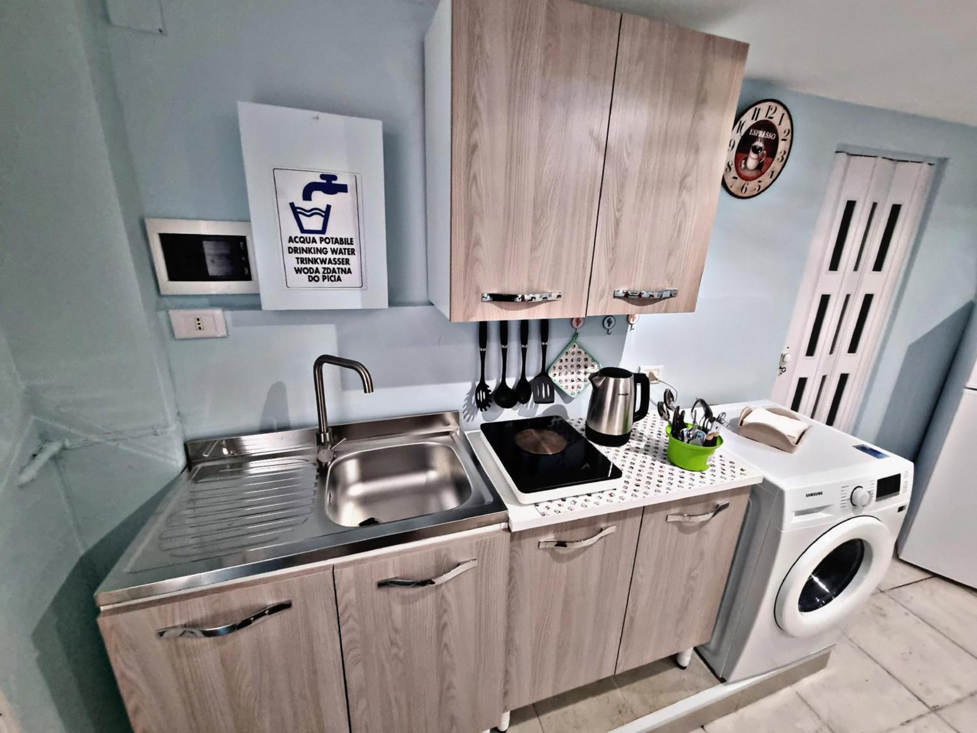 Manfredi Home Bari Buitenkant foto